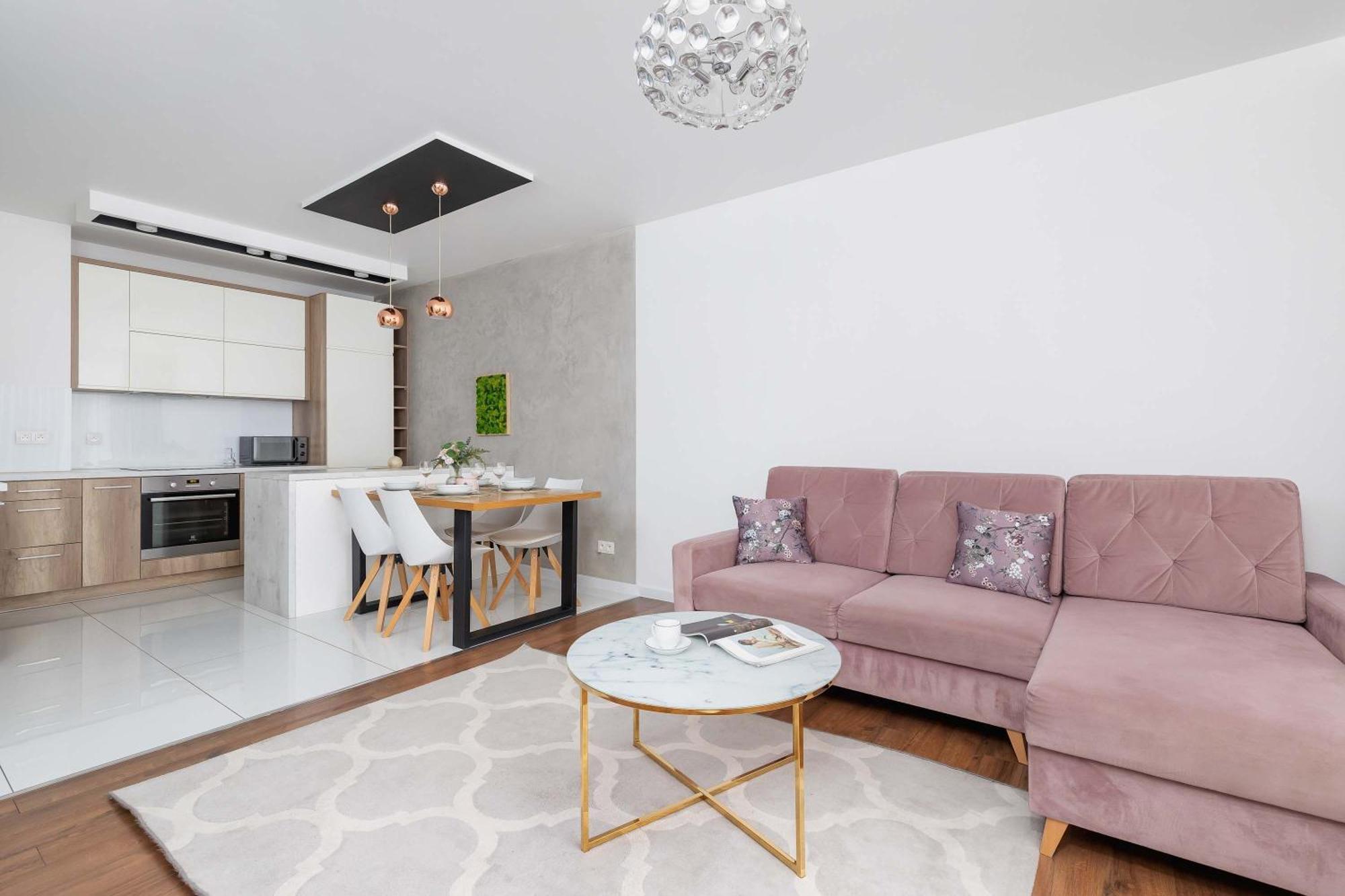 Cosy & Bright With Parking On The Cystersow Street By Renters * Krakau